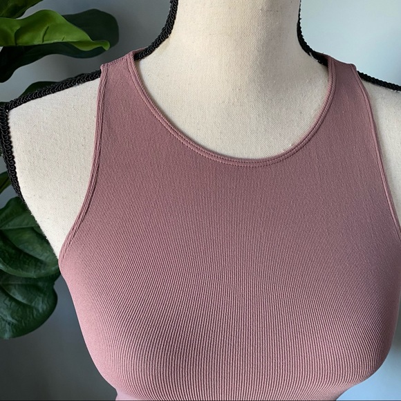 New• Seamless Rib Hi Neck Tank in Vintage Mauve - Picture 8 of 12